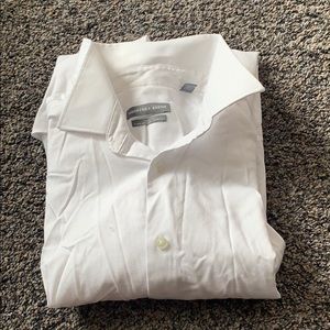 A Geoffrey Beene Dress shirt